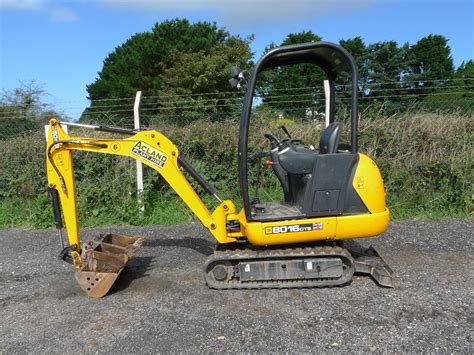 Mini Digger Hire Eaton Bray, LU6 